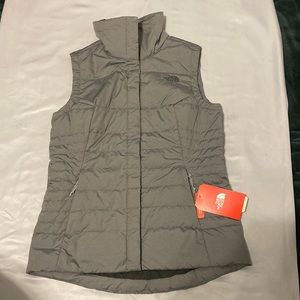 Gray north face vest
